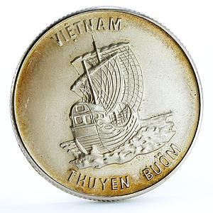 Vietnam 100 dong Vietnamese Historic Ships series Junk Ship silver coin 1986