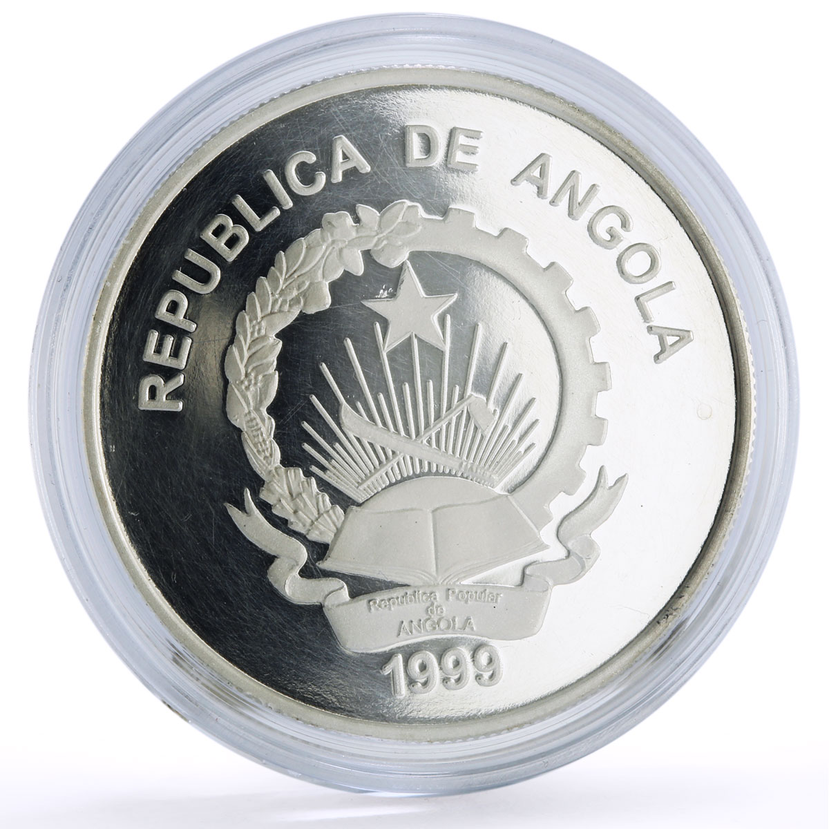 Angola 100 kwanzas Sydney Summer Olympic Games Opera House silver coin 1999 Angola 100 kwanzas Sydney Summer Olympic Games Opera House silver coin 1999