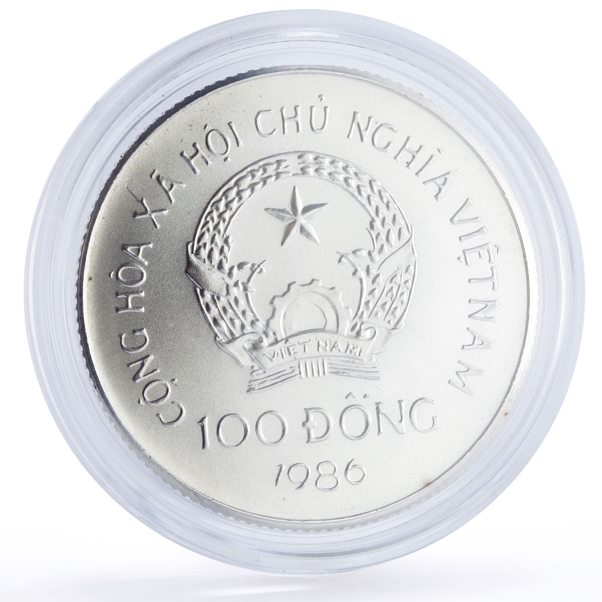 Vietnam 100 dong Peacock Bird Wildlife Conservation Fauna silver coin 1986