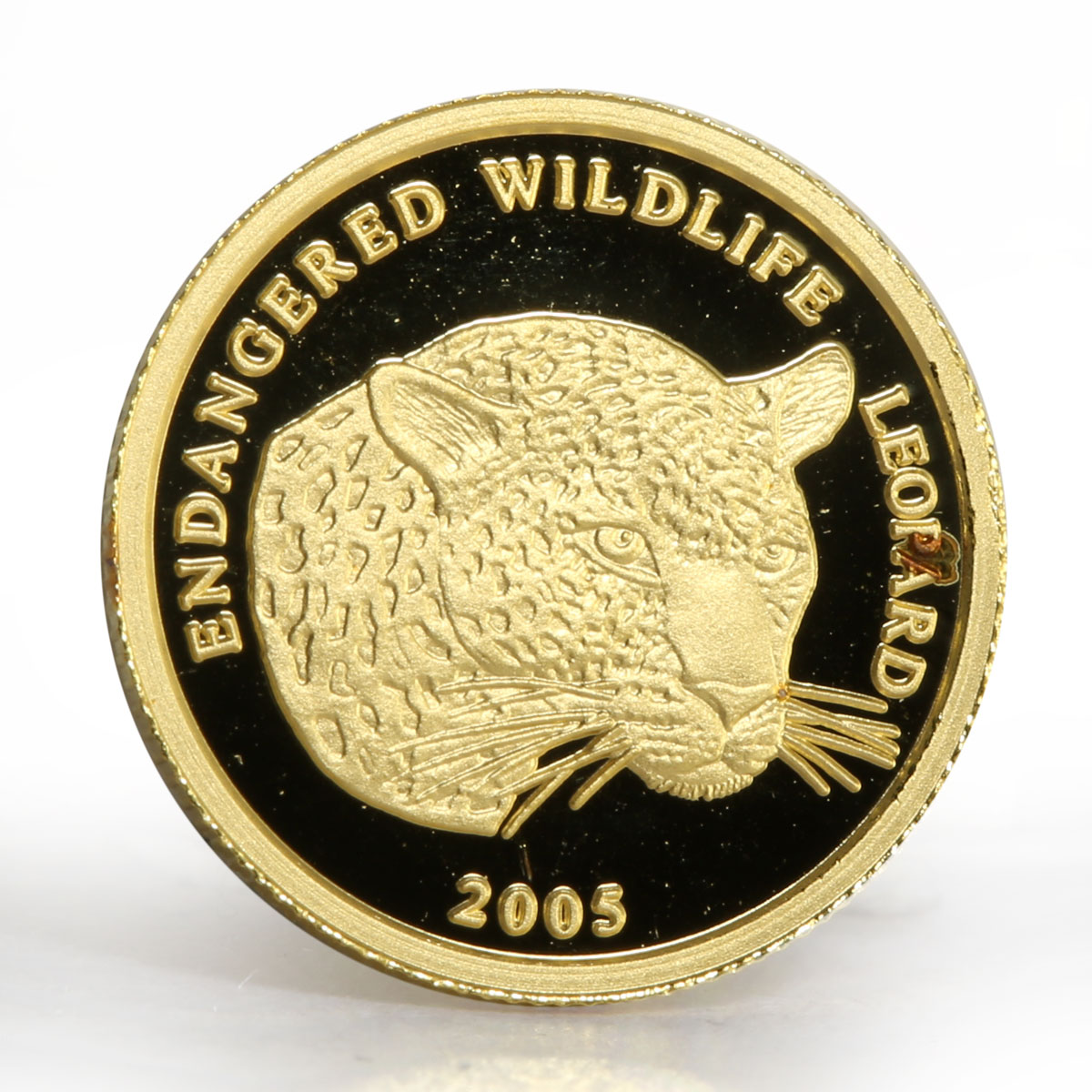 Benin 1500 francs Endangered Wildlife series The Leopard proof gold coin 2005